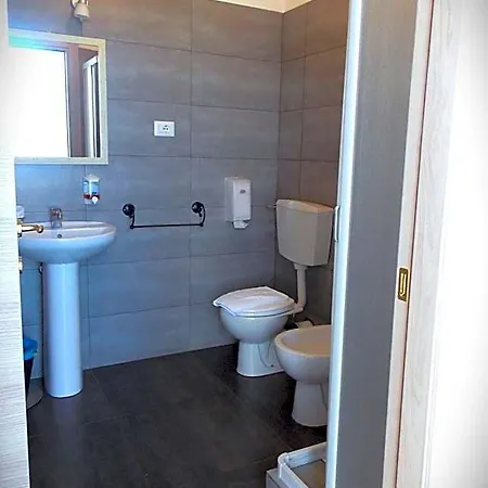 Bed & Breakfast House 4*