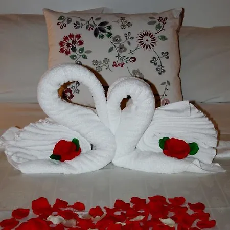 House Bed & Breakfast