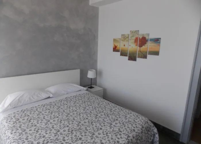 Bed & Breakfast House 4*